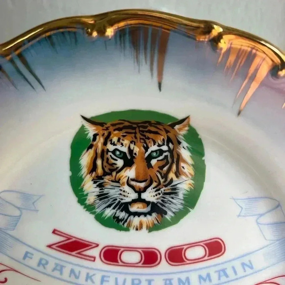 Vintage Frankfurt Zoo Souvenir Plate 7” Germany Handcrafted Porcelain, Gold Trim - Picture 4 of 7